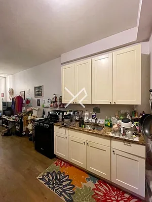 Rented by Yaffa Realty LLC | media 19