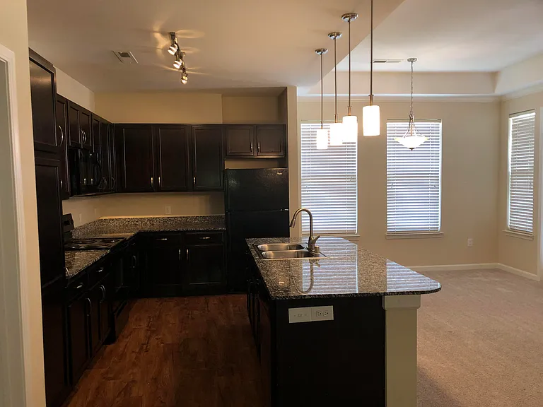 Hurstbourne Estates — Photo 39