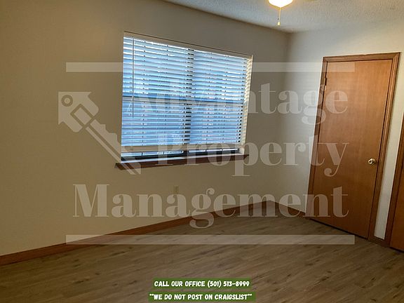 4th image of 1225 Woodside Dr Unit B4