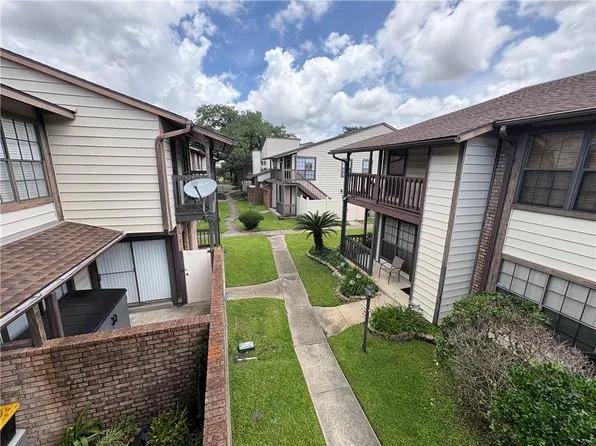 2932 Manhattan Blvd, Harvey, LA 70058