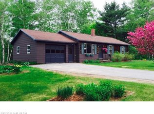 111 Cushman Dr, Farmington, ME 04938