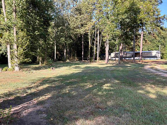 5th image of 315 Hilltop Rd