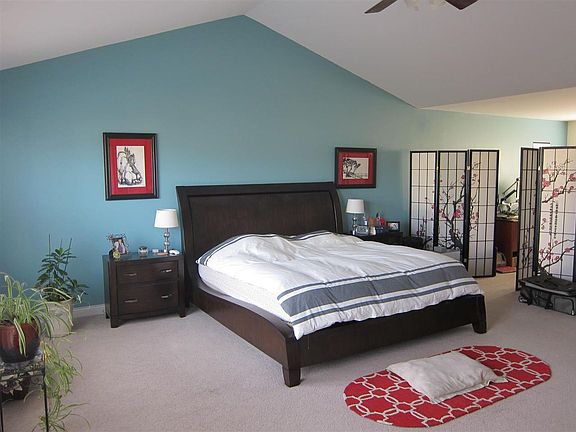 5th image of 136 Yealey Dr