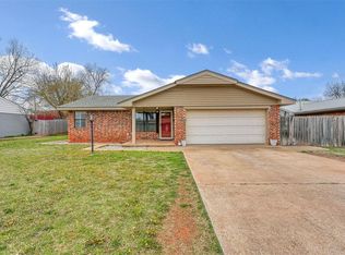 907 N Howard Ave, Elk City, OK 73644