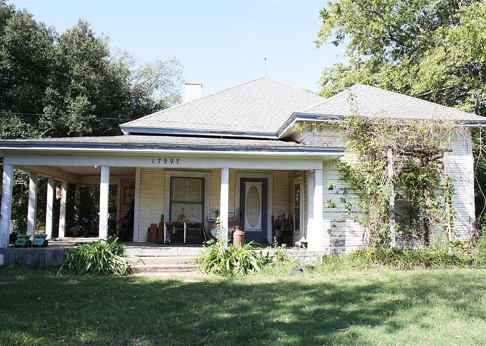 1st image of 17997 Fm Road 3080