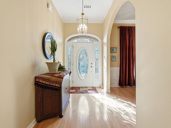 4th image of 24 Eagle Nest Ct