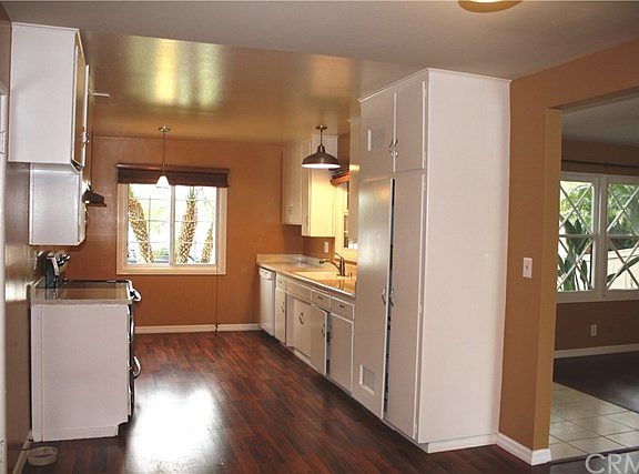 5th image of 2097 Orange Ave #A