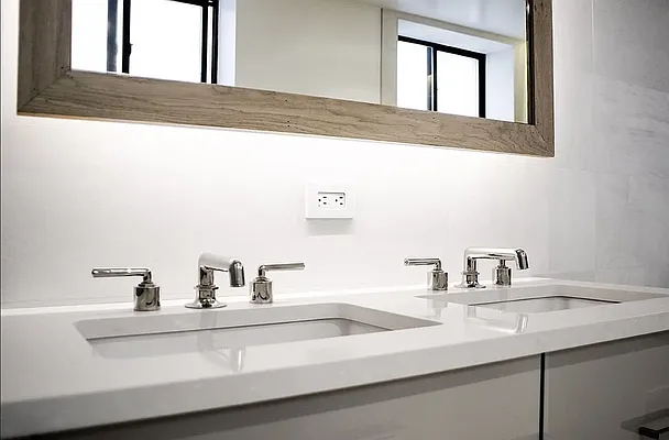 Bathroom, photo 1