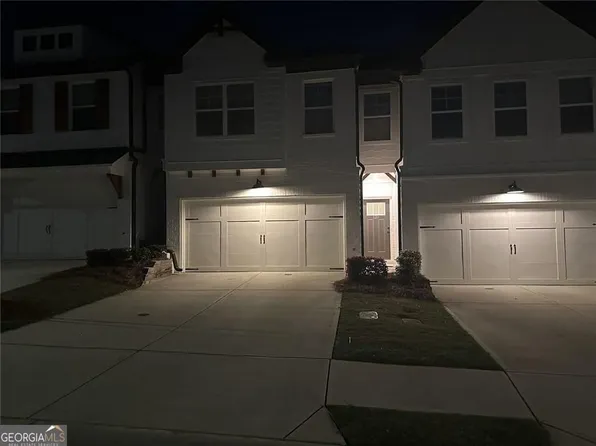 120 Auburn Woods Dr, Auburn, GA 30011