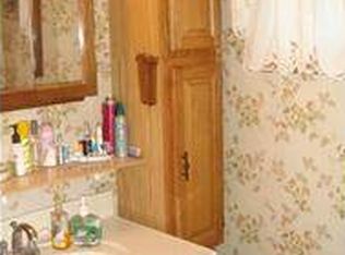 307 S Reid St, Shelbina, MO 63468