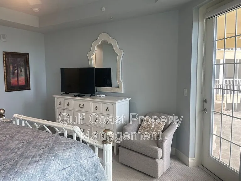 260 Hidden Bay Dr #401 — Photo 22