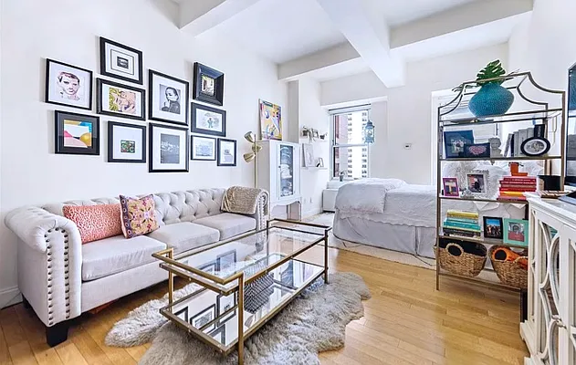 Rented by Compass | media 2