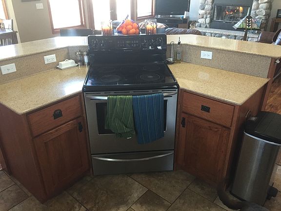4th image of 211 Virginia Ln