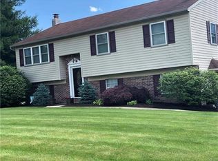 109 Rhoades Rd, Kutztown, PA 19530