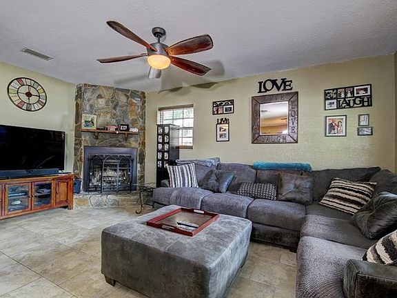 5th image of 8435 Flame Vine Ave