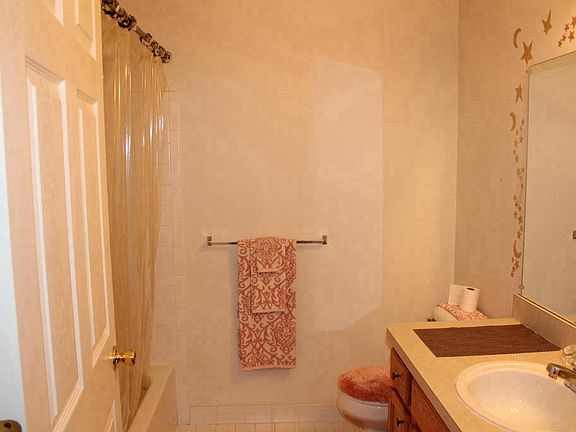 Main Full Bathroom