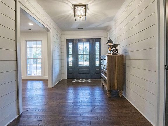 2nd image of 2106 Brandywood Dr
