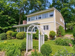 69 Longview Rd, Reading, MA 01867