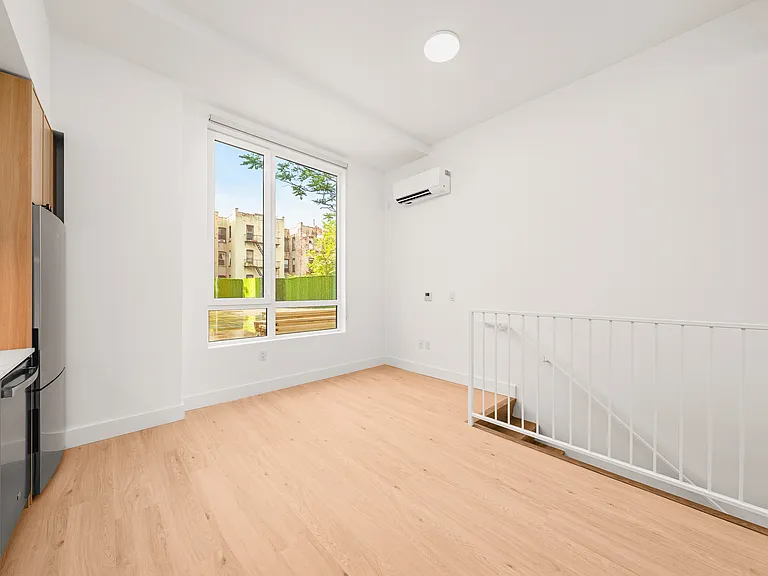 733 Lincoln Pl #1113 — Photo 4
