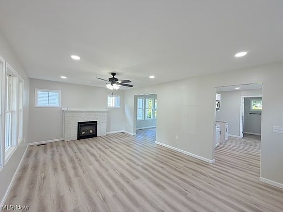 3rd image of 909 N Walnut St