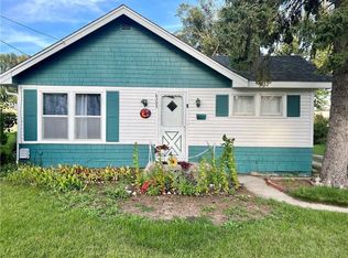 6305 SW 10th St, Des Moines, IA 50315