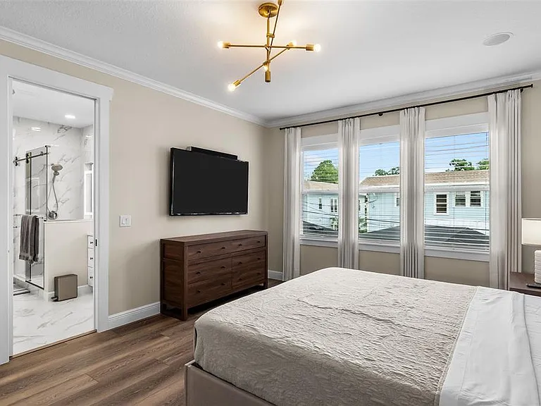 2915 W Bay View Ave — Photo 25