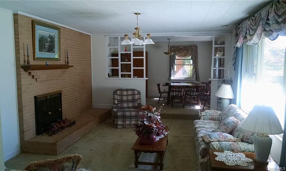 2nd image of 22016 Torrence Chapel Rd