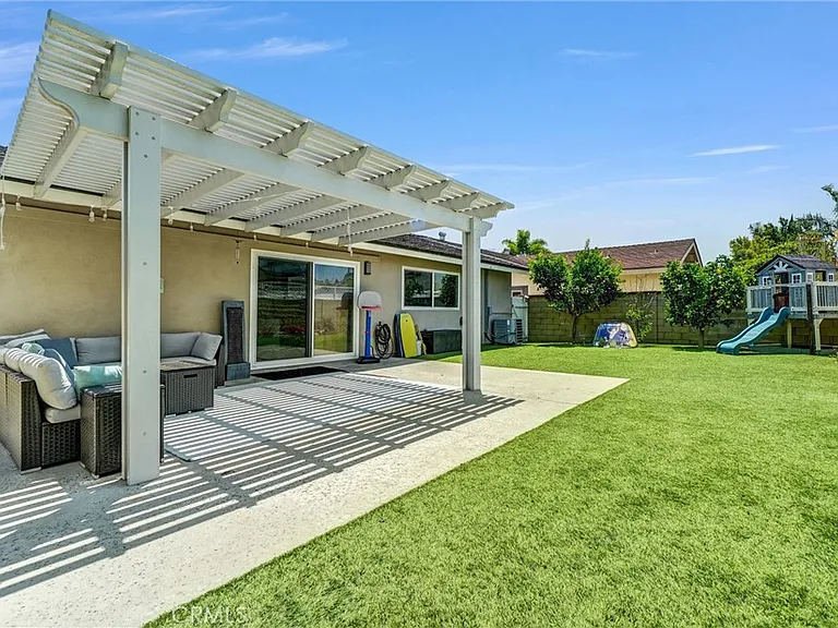 4865 Candleberry Ave — Photo 40