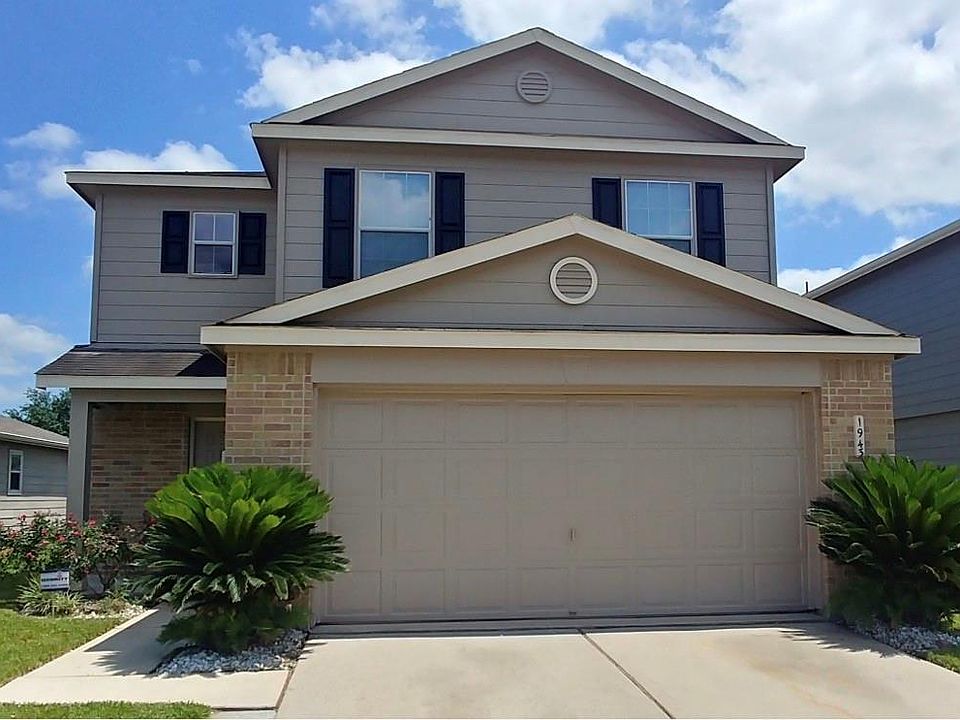 1st image of 1943 Robcrest Way