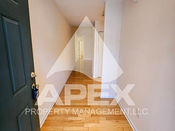 4th image of 6764 La Christa Way