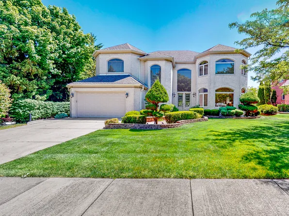 163 Founders Pointe S, Bloomingdale, IL 60108