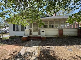 616 Morven Rd, Wadesboro, NC 28170