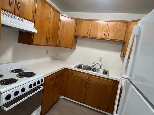 Jefferson Towers, 5755 W 37th Ave #203, Denver, CO 80212