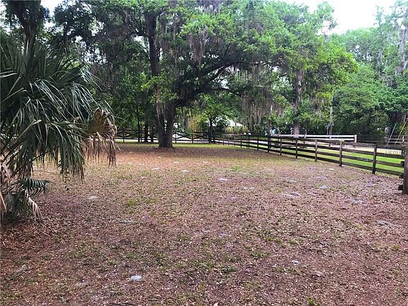 4th image of 8001 Riverwood Estates Pl