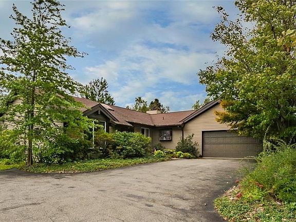 2nd image of 180 Oak Hill Dr