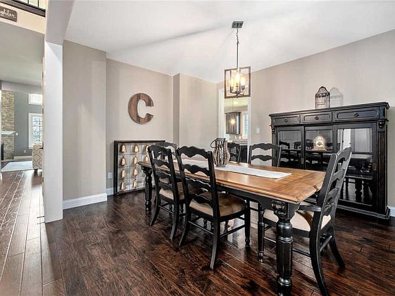 4th image of 12725 Creekside View Dr