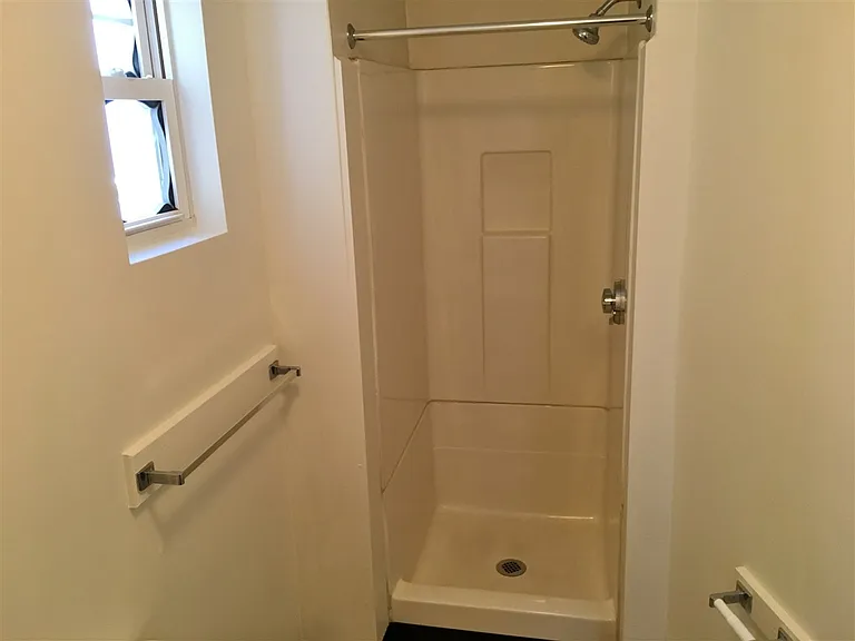 82 3rd St #1 — Photo 36