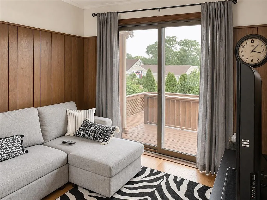 2 bed, 1.0 bath, 1182 sqft, $2,550 — Photo 4