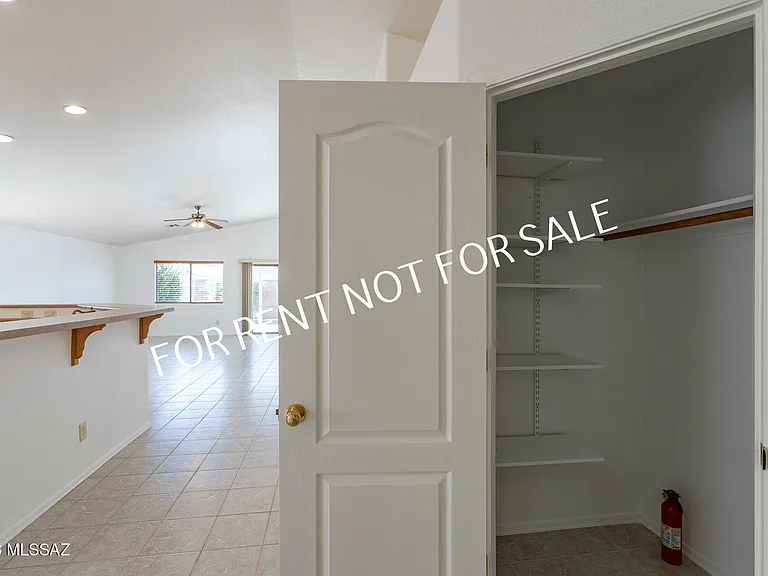 2439 W Rousseau St — Photo 21