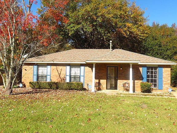 2nd image of 561 Gardendale Dr