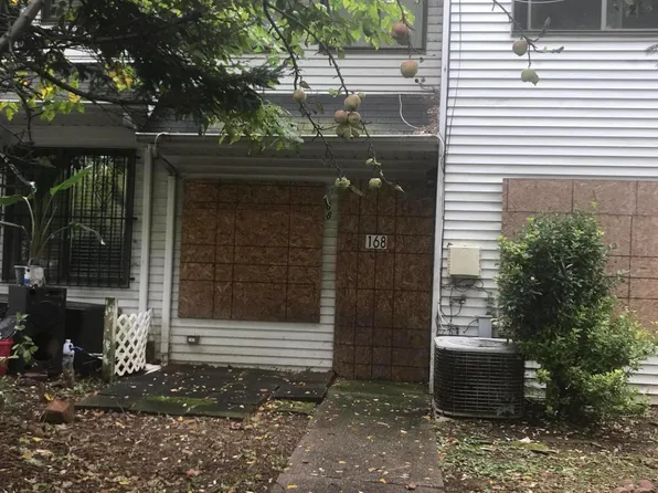 168 Continental Pl, Staten Island, NY 10303