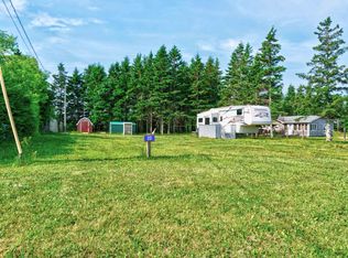 22 Mae Ln, Egmont Parish, PE C0B 1V0