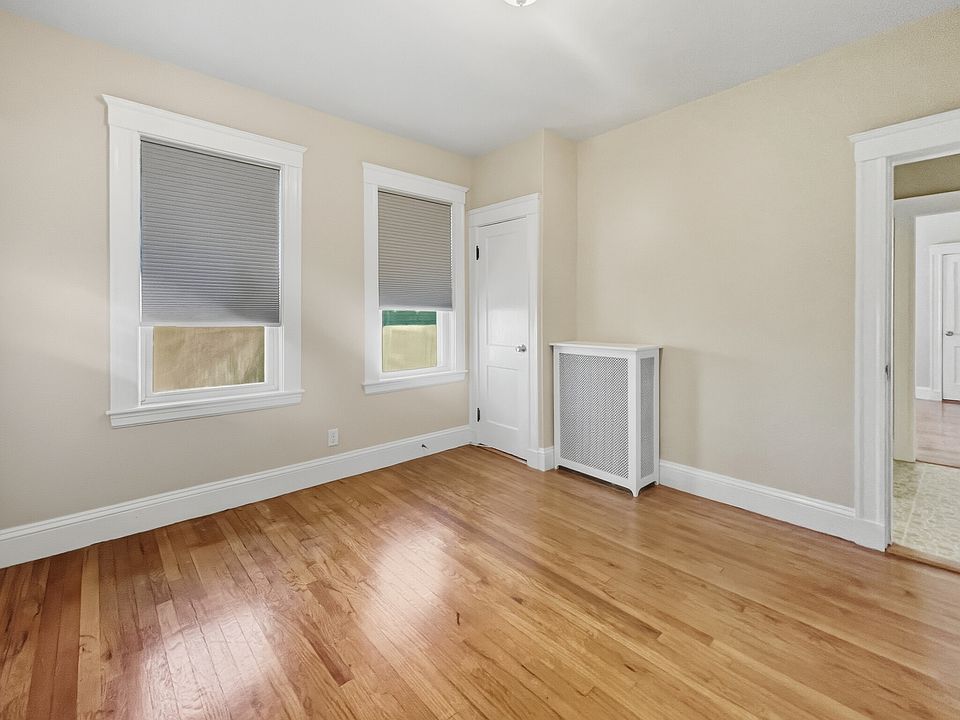 1st image of 19 Stearns Ave