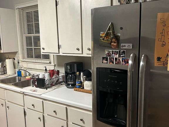 3rd image of 317 Scales St