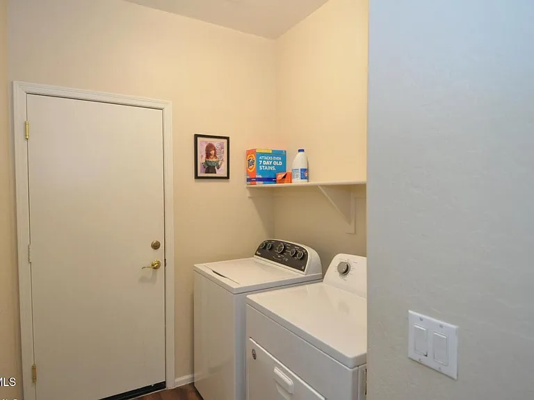 3530 E Los Altos Rd — Photo 15
