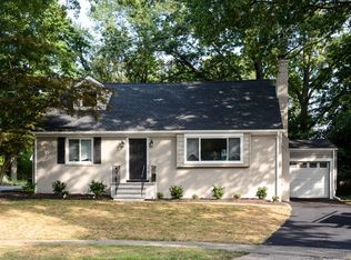 7 Chestnut Hill Pl, Glen Ridge, NJ 07028