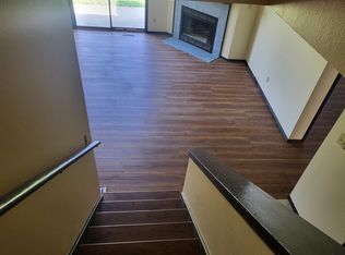 2969 W Village Ln, Springfield, MO 65807