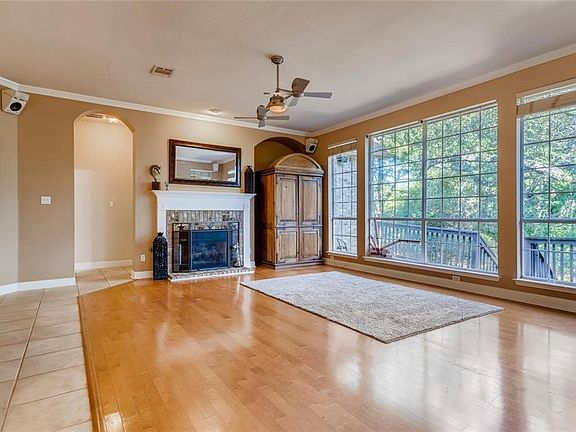 5th image of 10724 Galsworthy Ln