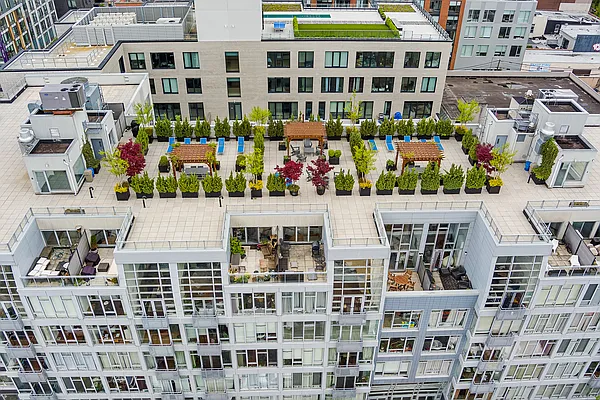 Sold by Redfin Real Estate | media 24