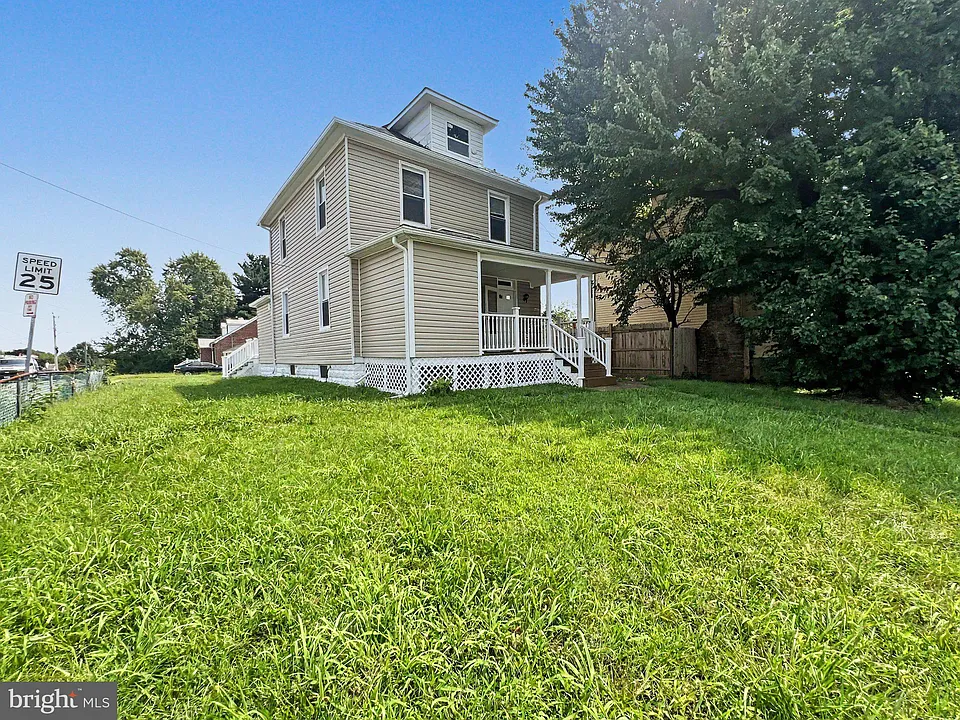 5900 Hamilton Ave